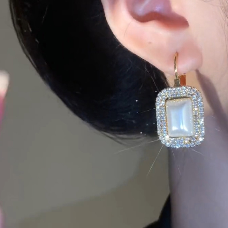 方塊鋯石高級感耳環