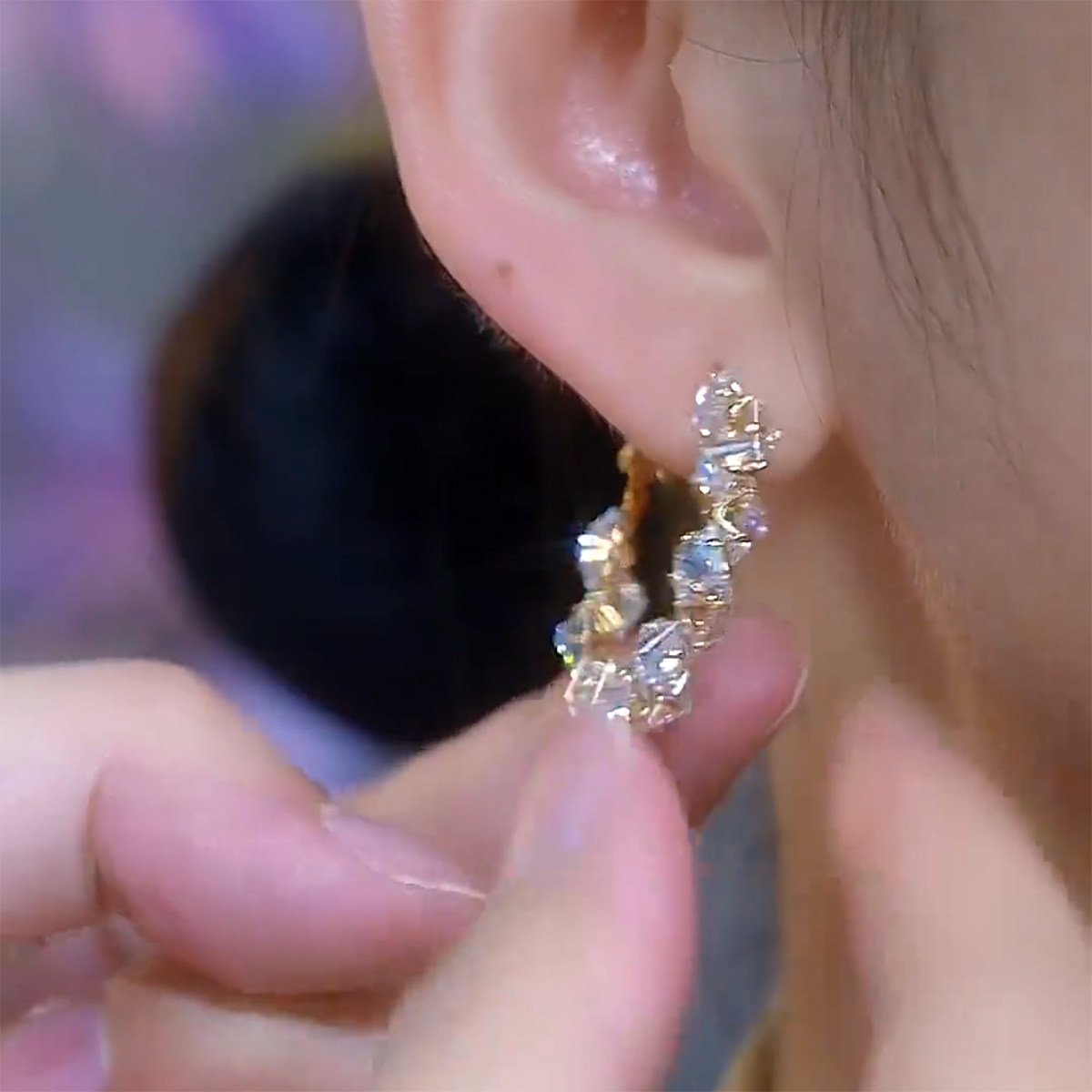 精緻幾何鋯石圓圈耳環