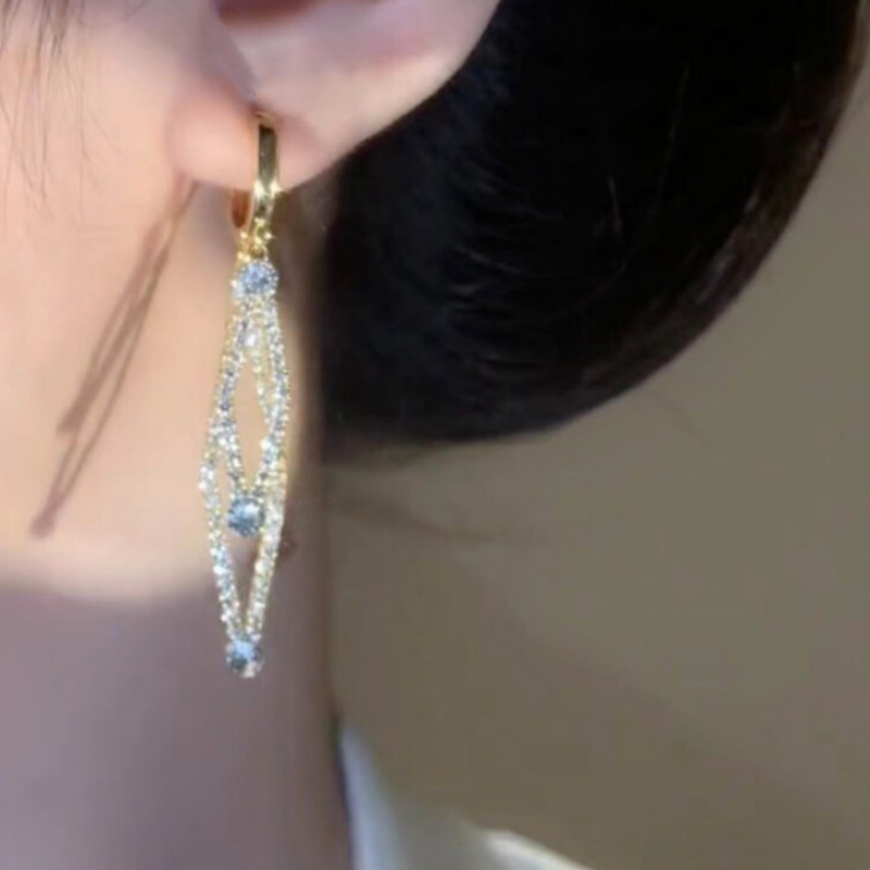 超閃幾何菱形滿鑽耳環