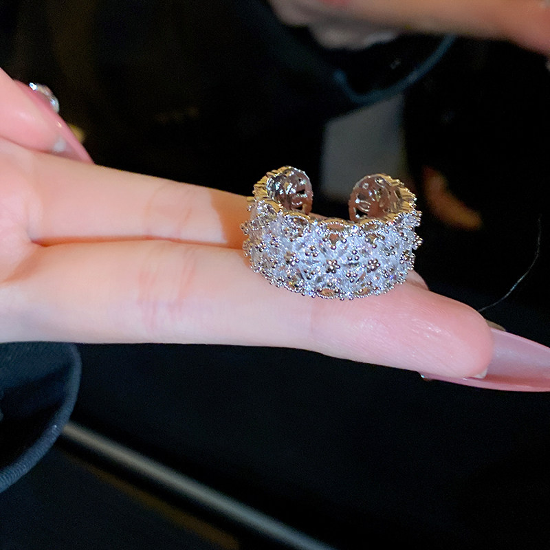 滿天星莫桑鑽純銀戒指   