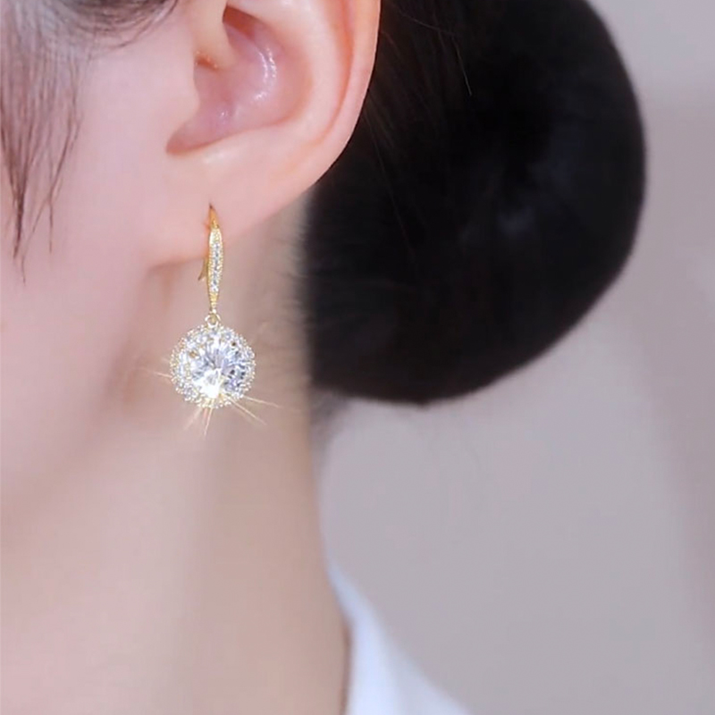 超閃圓形鋯石精緻耳環