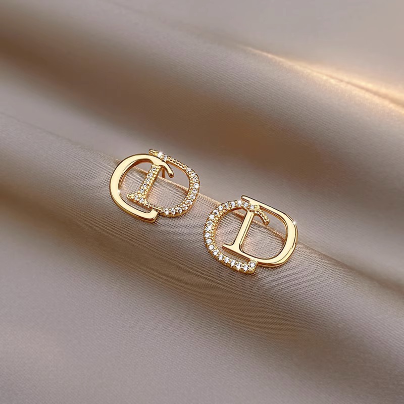 字母CD氣質耳環