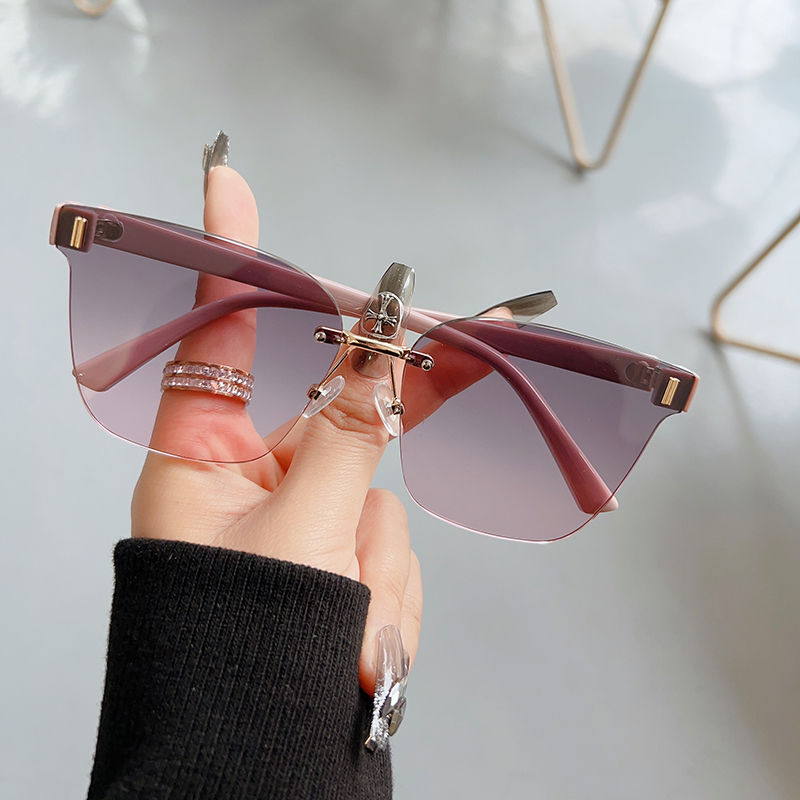 韓版GM女士墨鏡 高級感顯瘦 夏季熱賣