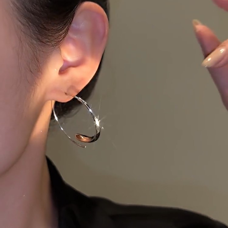 簡約高級時尚光面素圈耳環