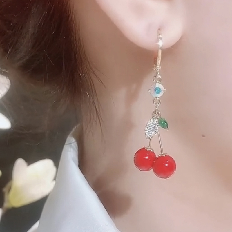 紅色小櫻桃耳環