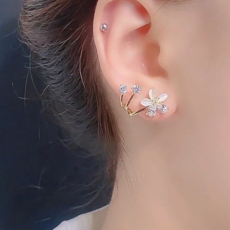 精致貓眼石花朵鋯石耳環