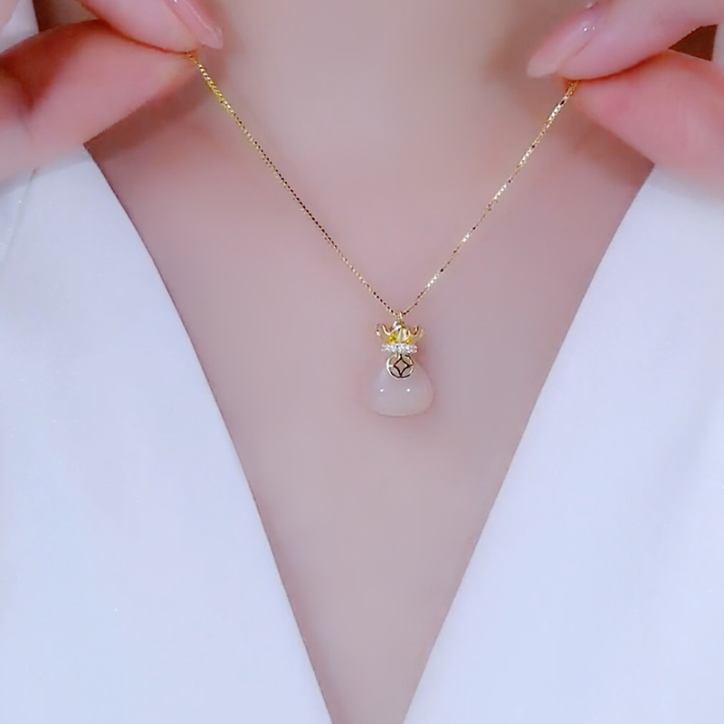 白玉髓福袋百搭項錬    