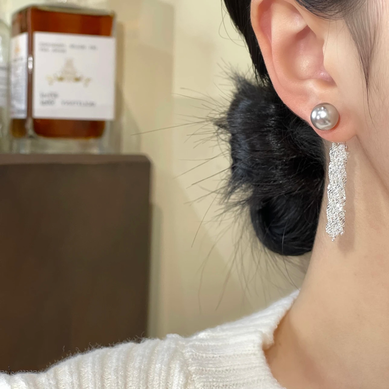 S925銀針銀色瀑布灰珍珠耳環
