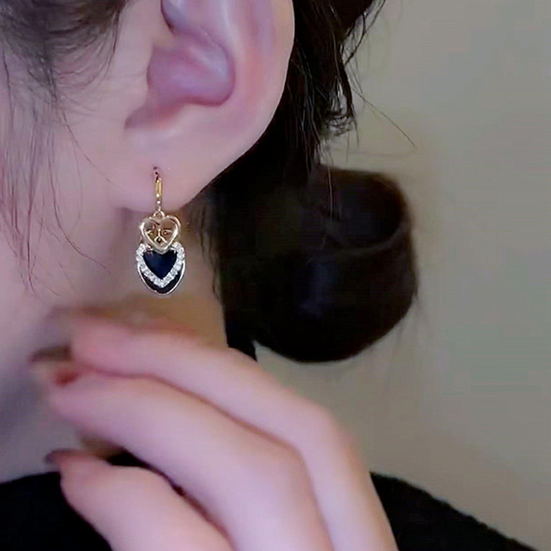 黑色多層愛心鋯石耳環