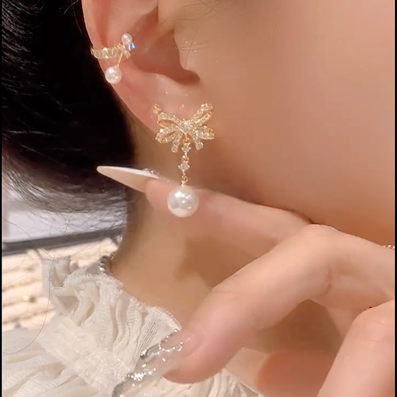 鑲鑽珍珠蝴蝶結耳環