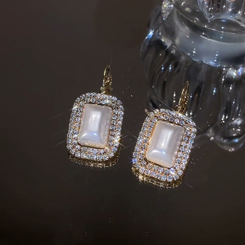 方塊鋯石高級感耳環