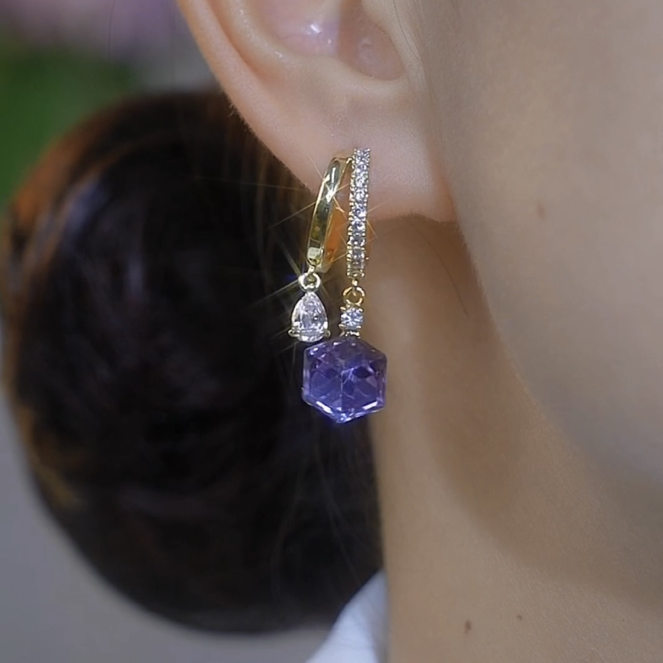 藍色方糖水晶耳環