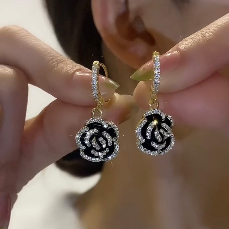 黑色玫瑰花耳扣耳環