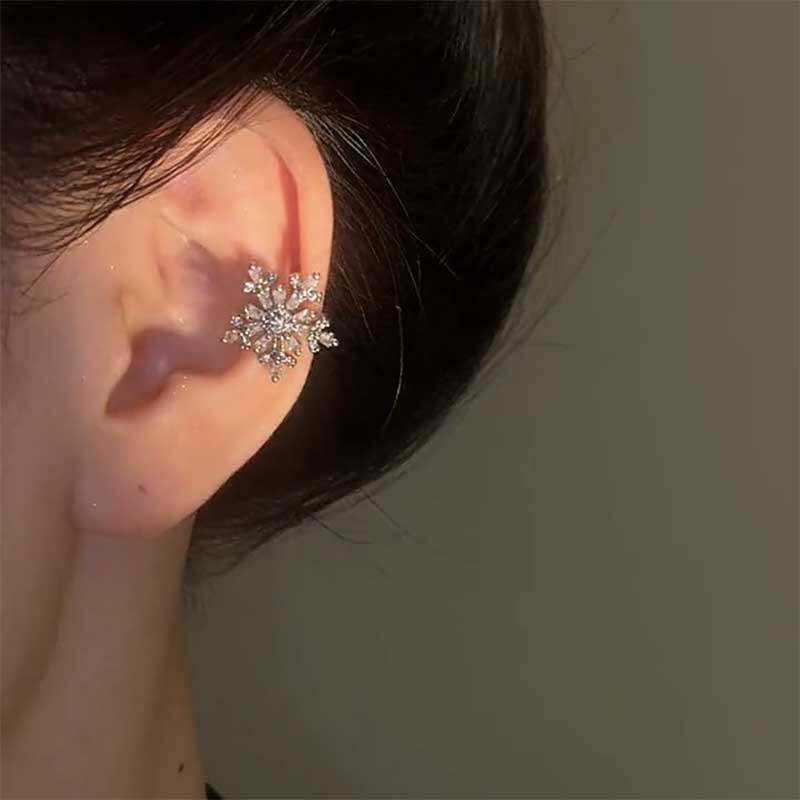 精緻小巧雪花耳骨夾耳環