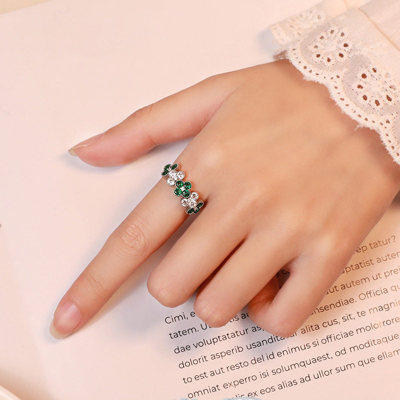 綠色四葉草純銀戒指 