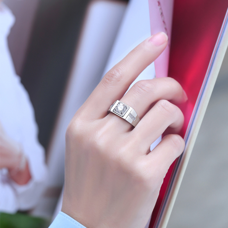 男生莫桑鑽鑽戒