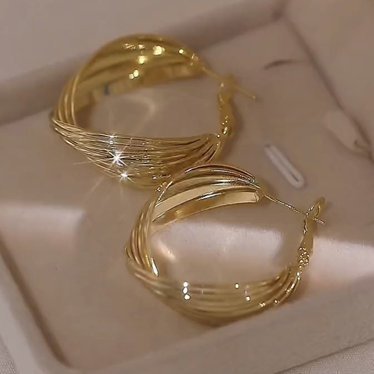 設計感 扭曲金屬耳環