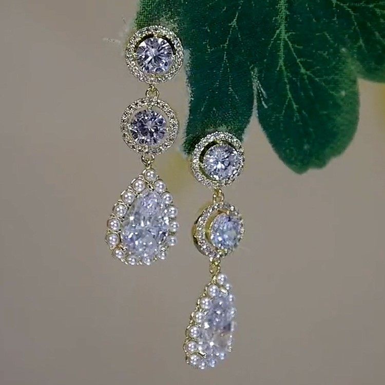 法式超閃水滴流蘇耳環