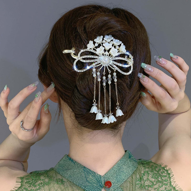 鈴蘭花珍珠流蘇髮夾