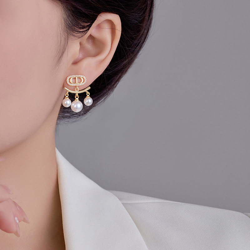 鑲鑽字母S925銀針耳環