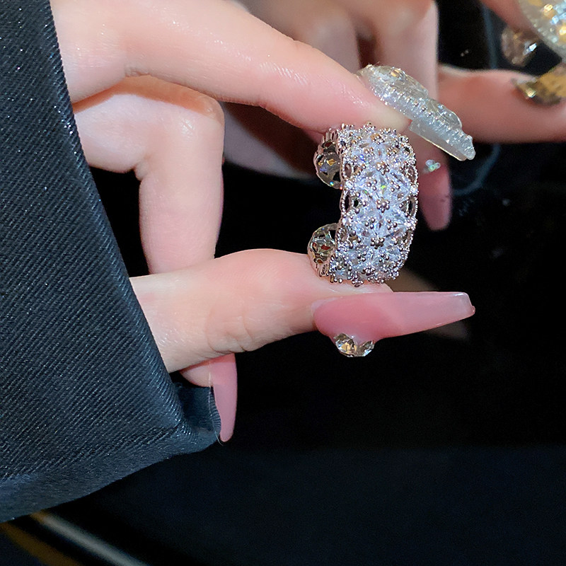 滿天星莫桑鑽純銀戒指   