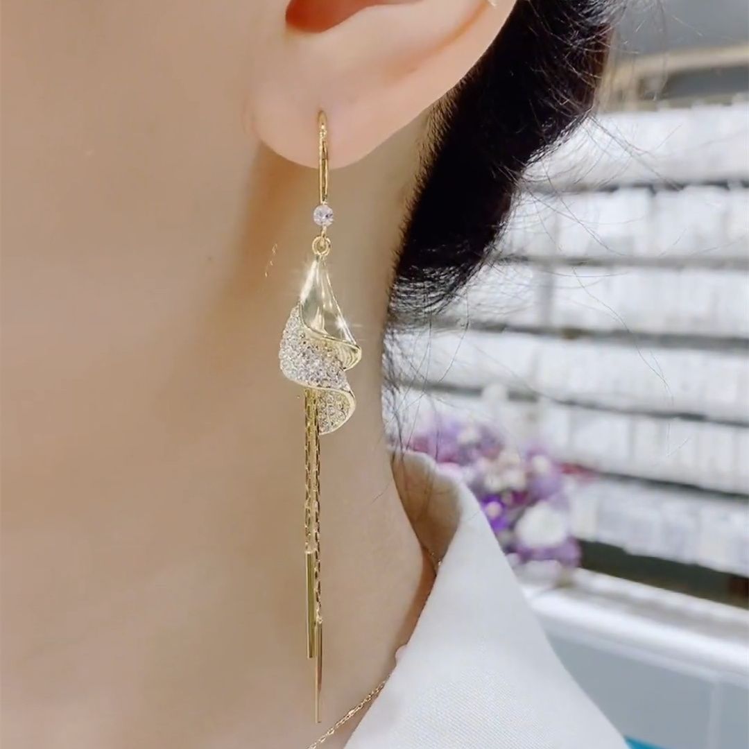 鑲鑽裙擺流蘇耳環