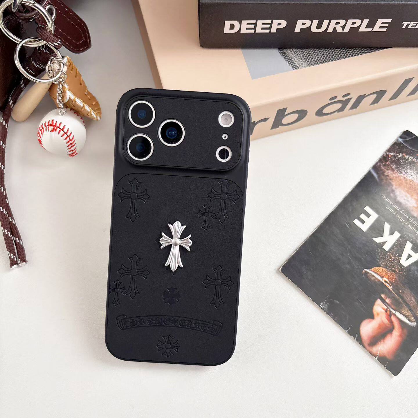 潮牌立體克羅心蘋果保護殼