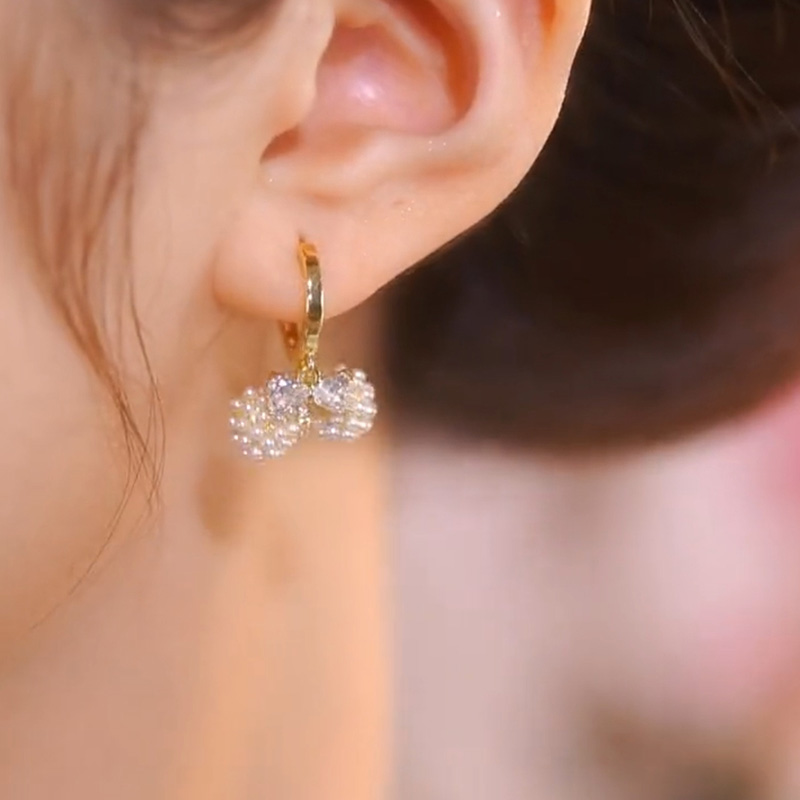 珍珠氣質蝴蝶結耳環