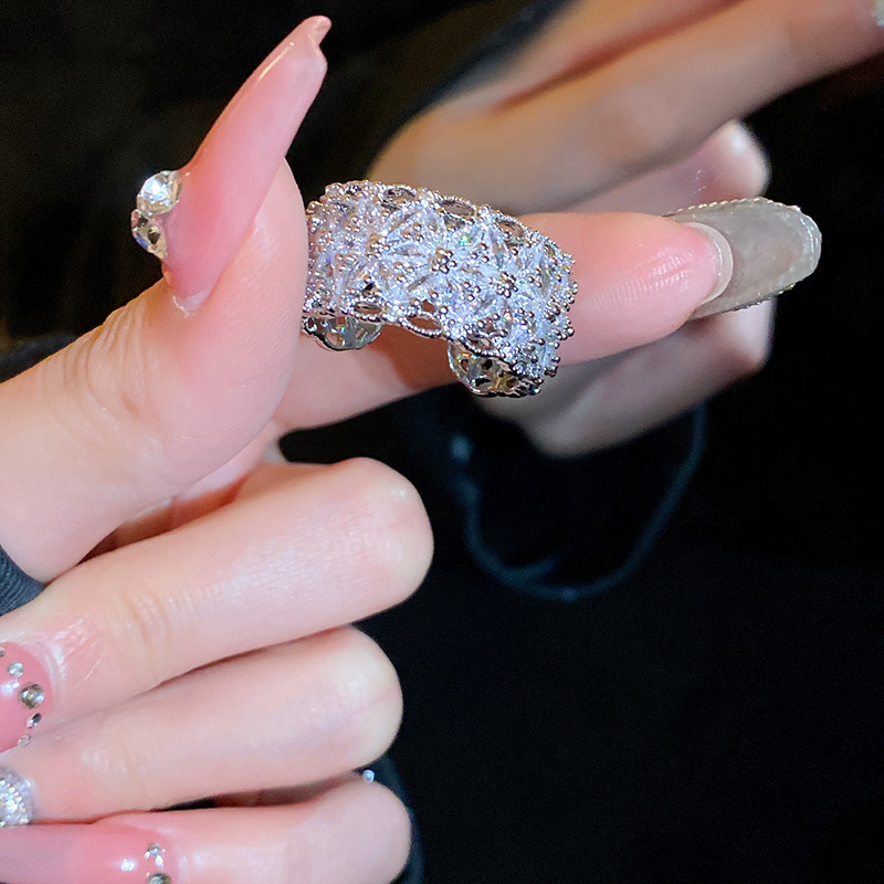 滿天星莫桑鑽純銀戒指   