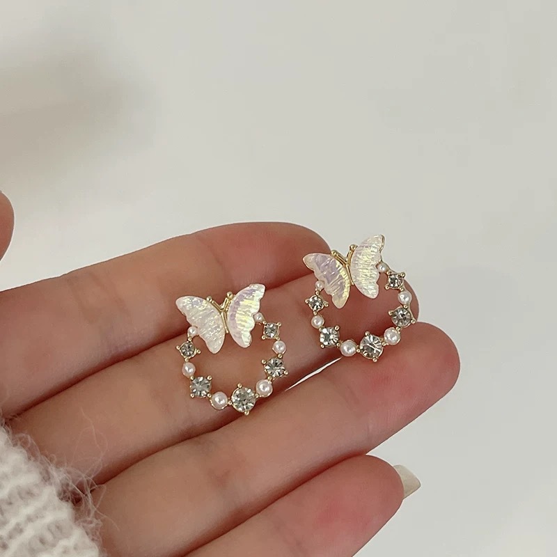 甜美圓環蝴蝶精緻耳環