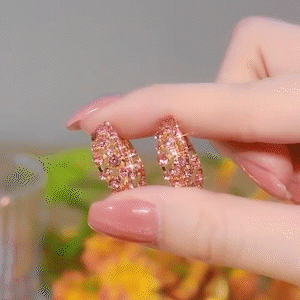 超閃粉色水晶鋯石耳圈