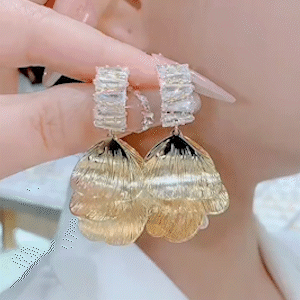 金花瓣輕奢流蘇耳環