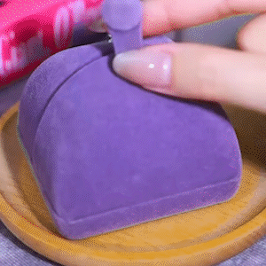 復古紫色鑲鑽C型耳環