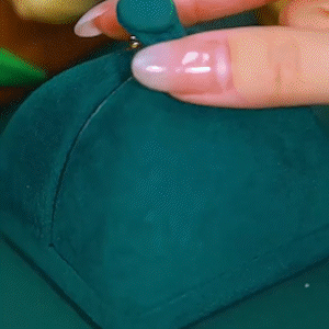 復古綠時尚榴槤耳環