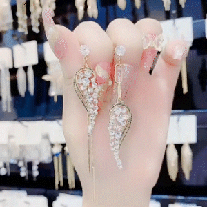 閃鑽不對稱流蘇耳環