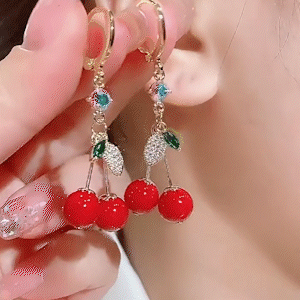 紅色小櫻桃耳環