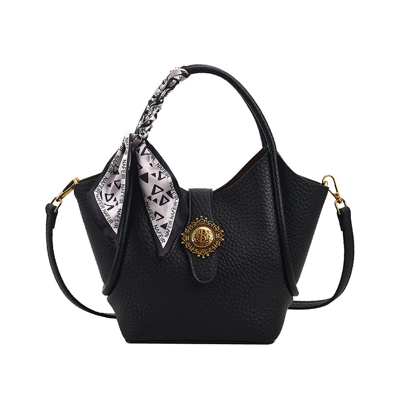 新款通勤手提水桶包斜肩包