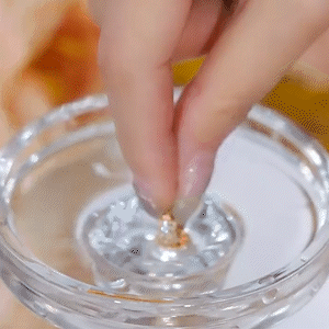 精緻微鑲珍珠鋯石耳環