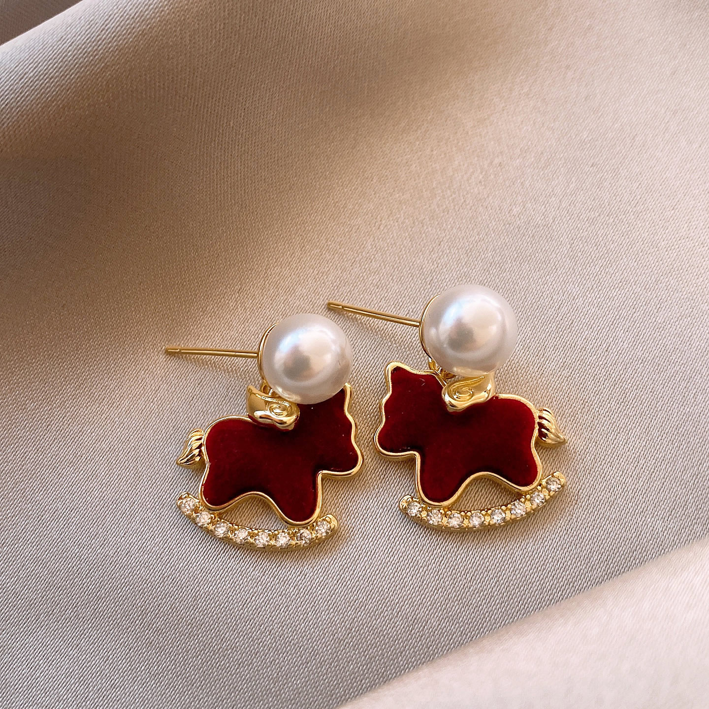 新年紅色珍珠小馬本命年馬年耳環