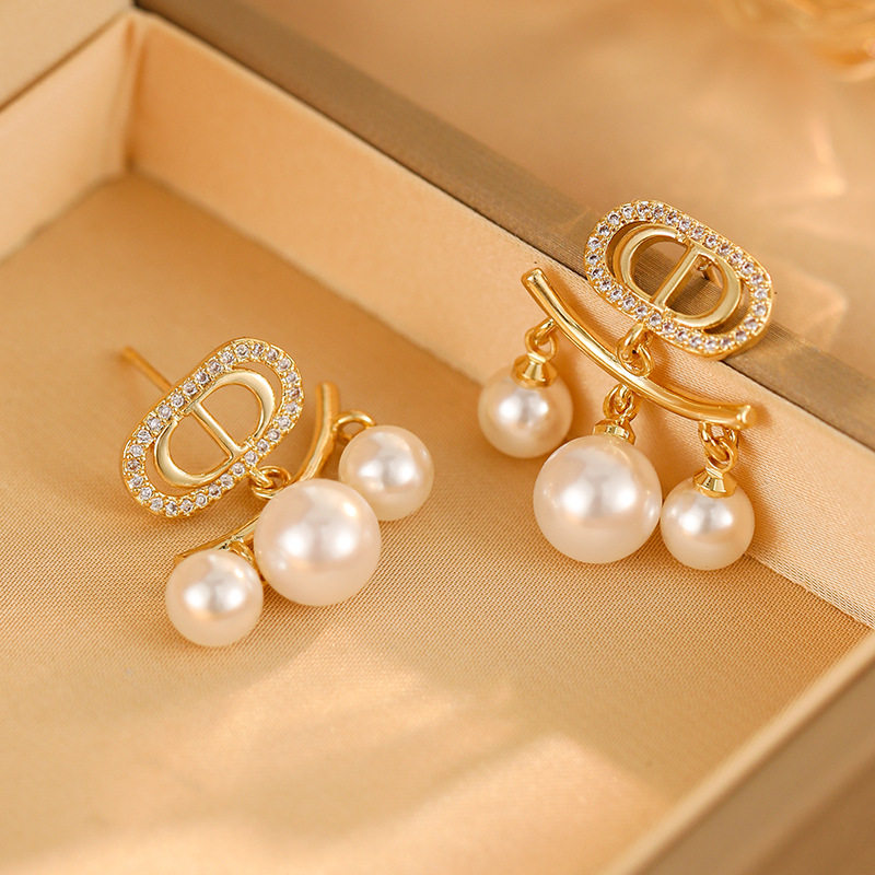 鑲鑽字母S925銀針耳環