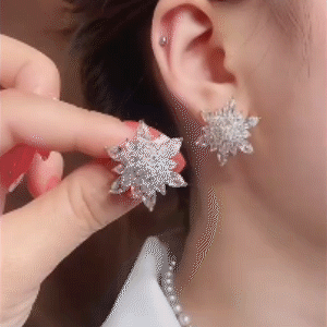 超閃鋯石花朵耳環