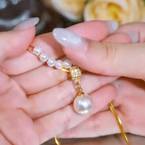 雙層疊戴珍珠項錬