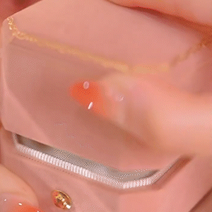 粉紅色水晶花朵耳環