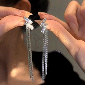 閃電銀色流蘇耳環