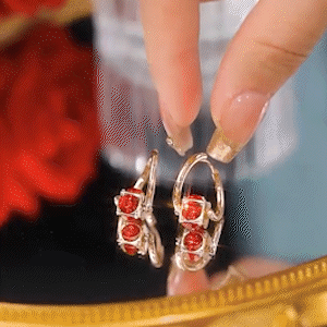 時來運轉紅色鑽石耳環