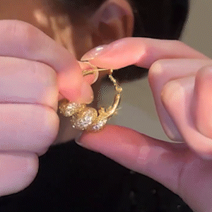 法式設計感鏤空網紗耳扣