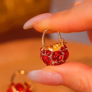 紅色滿鑽花籃耳環