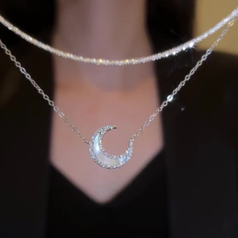 滿鑽鋯石月亮項錬