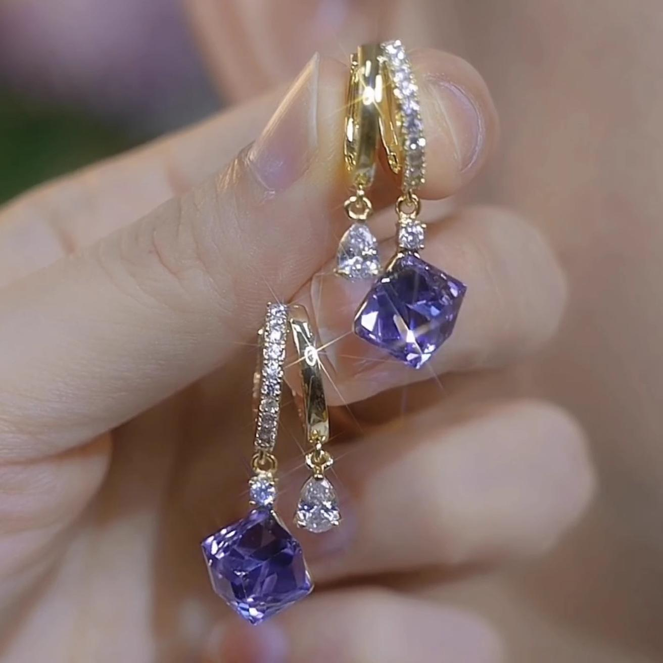 藍色方糖水晶耳環