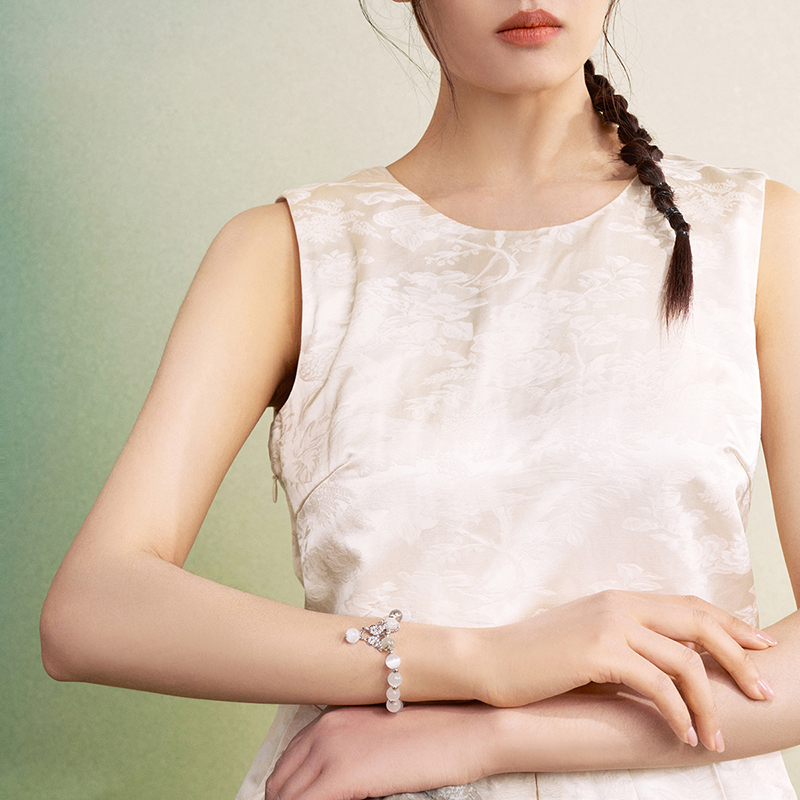 灰月光 | 好運與財富 智慧與和平